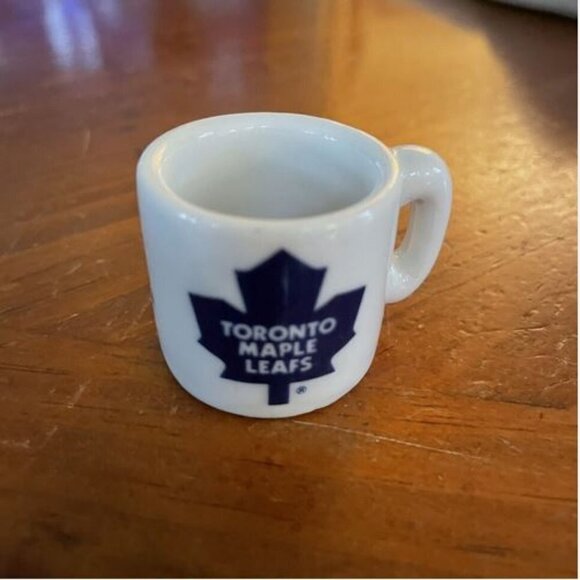 RARE! Vintage Collectible Mini Toronto Maple Leafs Mug NHL Ceramic Coffee Mug - Picture 2 of 11